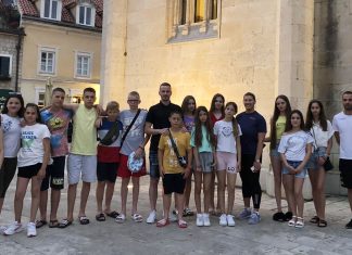 Заслужен одмор на плажи и спортским теренима уз сунце и дружење