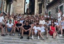 Петице у књижици за бесплатно летовање